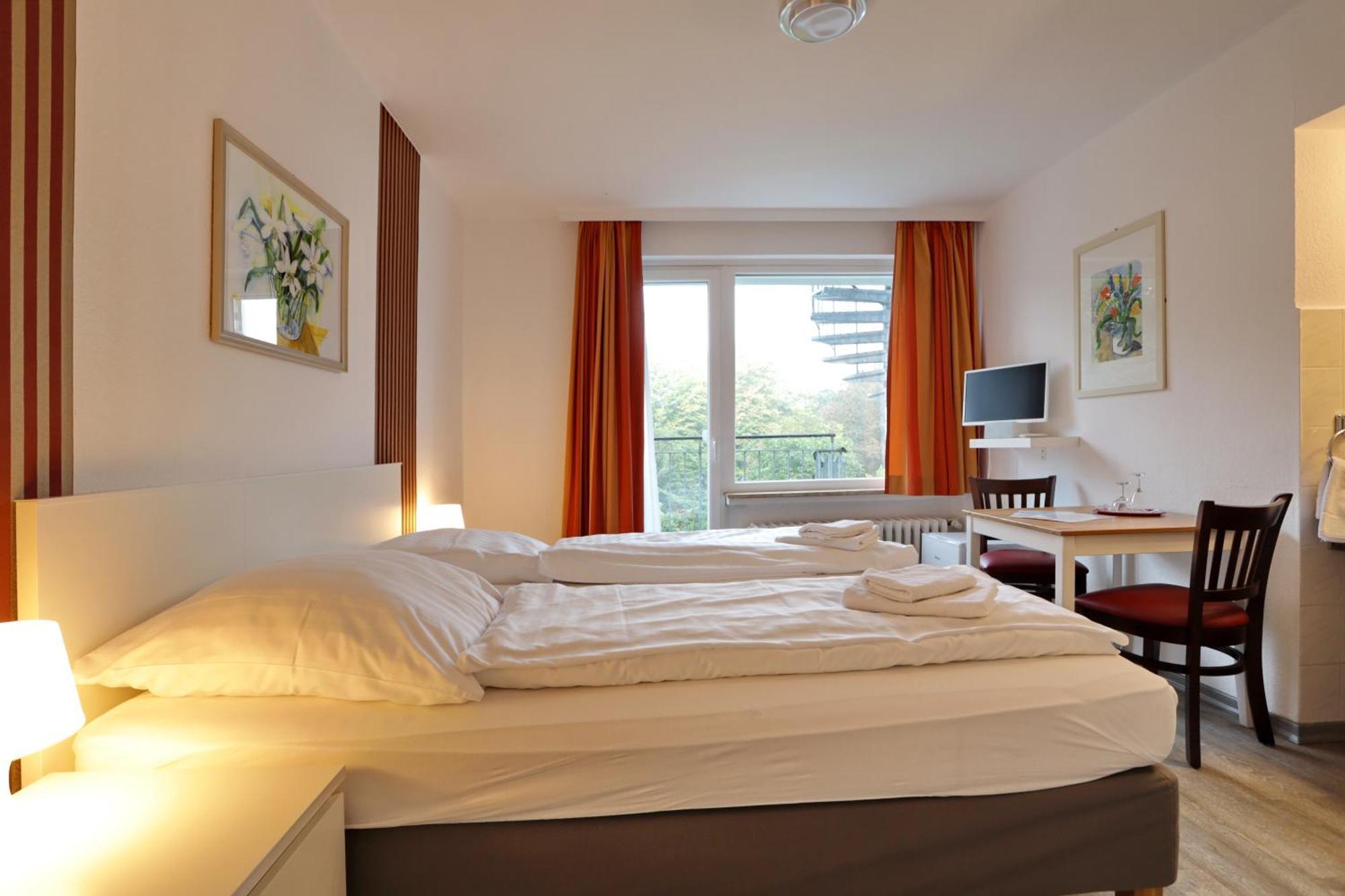 Hotel Am Park Брауншвайг Екстериор снимка