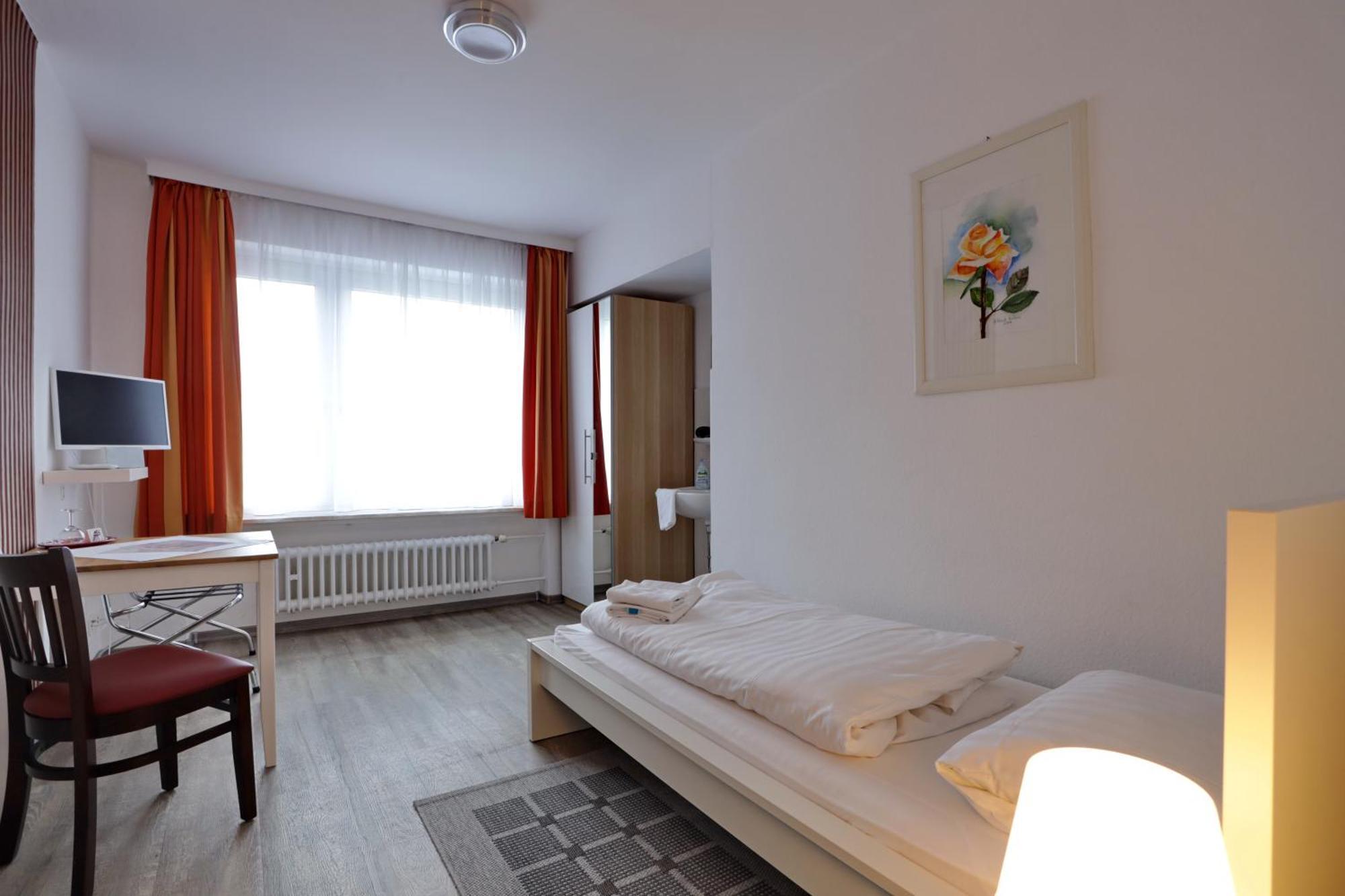 Hotel Am Park Брауншвайг Екстериор снимка