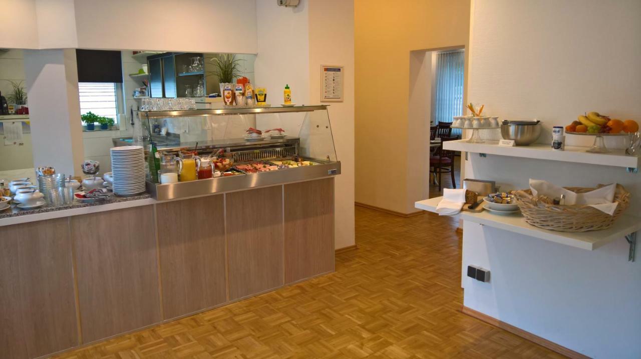 Hotel Am Park Брауншвайг Екстериор снимка